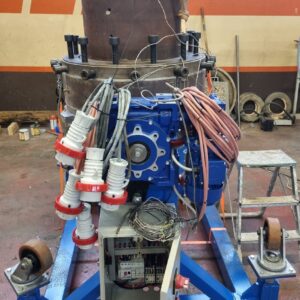 EXTRUSION AND COEXTRUSION HEADS